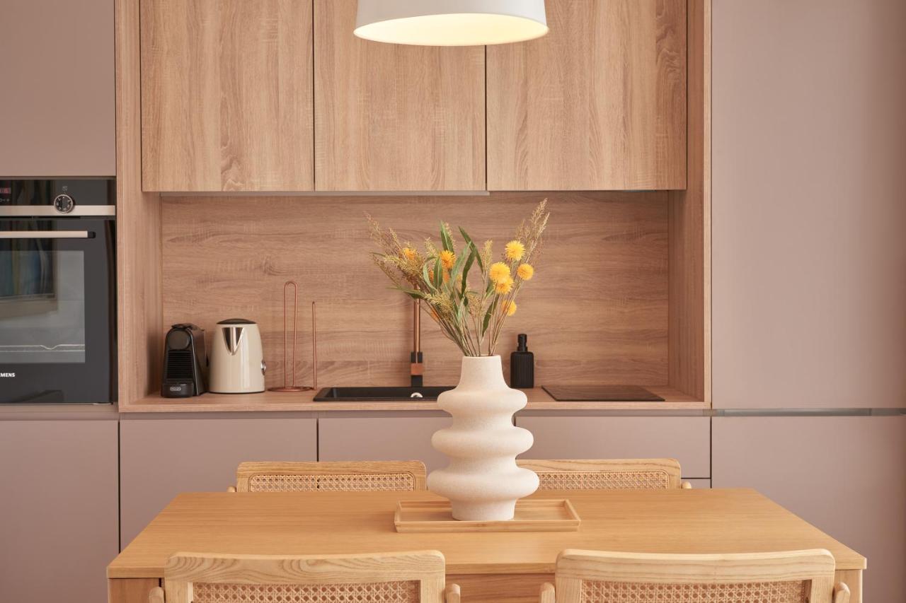 אתונה Charitos Heights Boutique Apt Ii, Kolonaki מראה חיצוני תמונה